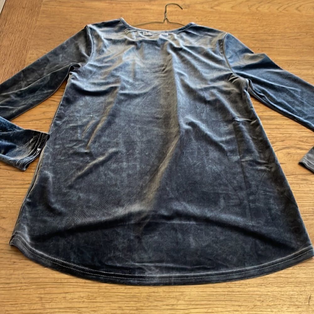 AXYEH BLUE TONES VELOUR BLOUSE.  NEW WITH TAGS